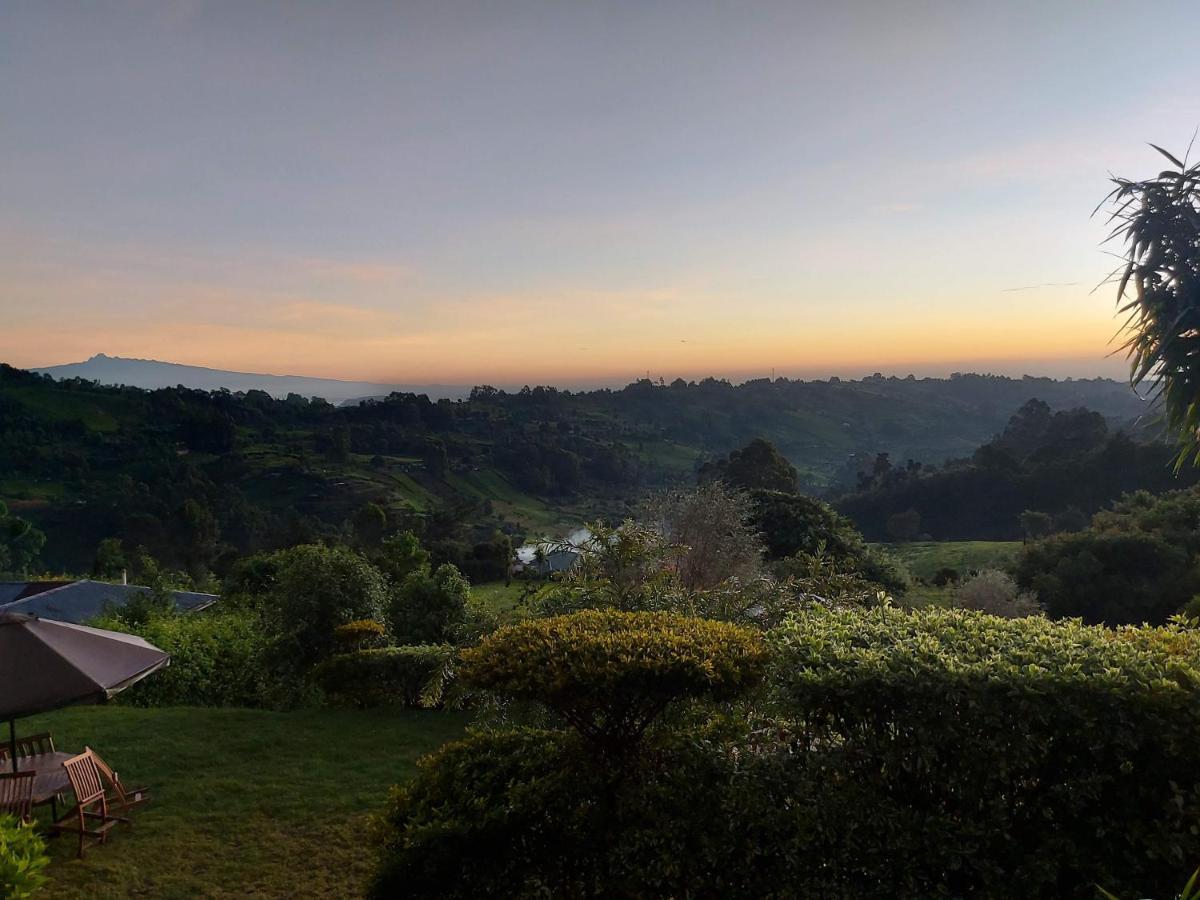 Ranges View Lodge Staycation Kiamuturi ภายนอก รูปภาพ