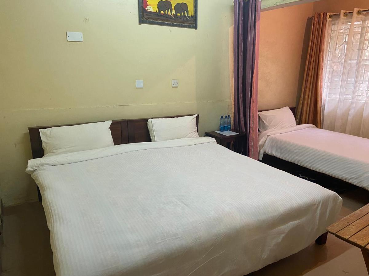 Ranges View Lodge Staycation Kiamuturi ภายนอก รูปภาพ
